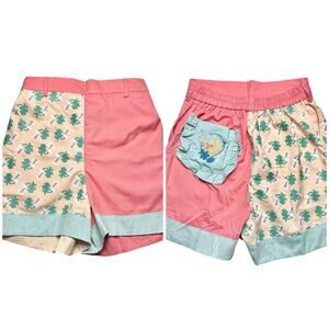 Snow Lattes | Women | Japanese Garden Floral Prairie Pull On Duck Shorts | Large